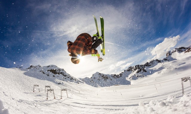 开云入口_图赫尔回应亨德森往事，拉脱维亚输球历史不会重演，期待更好结果