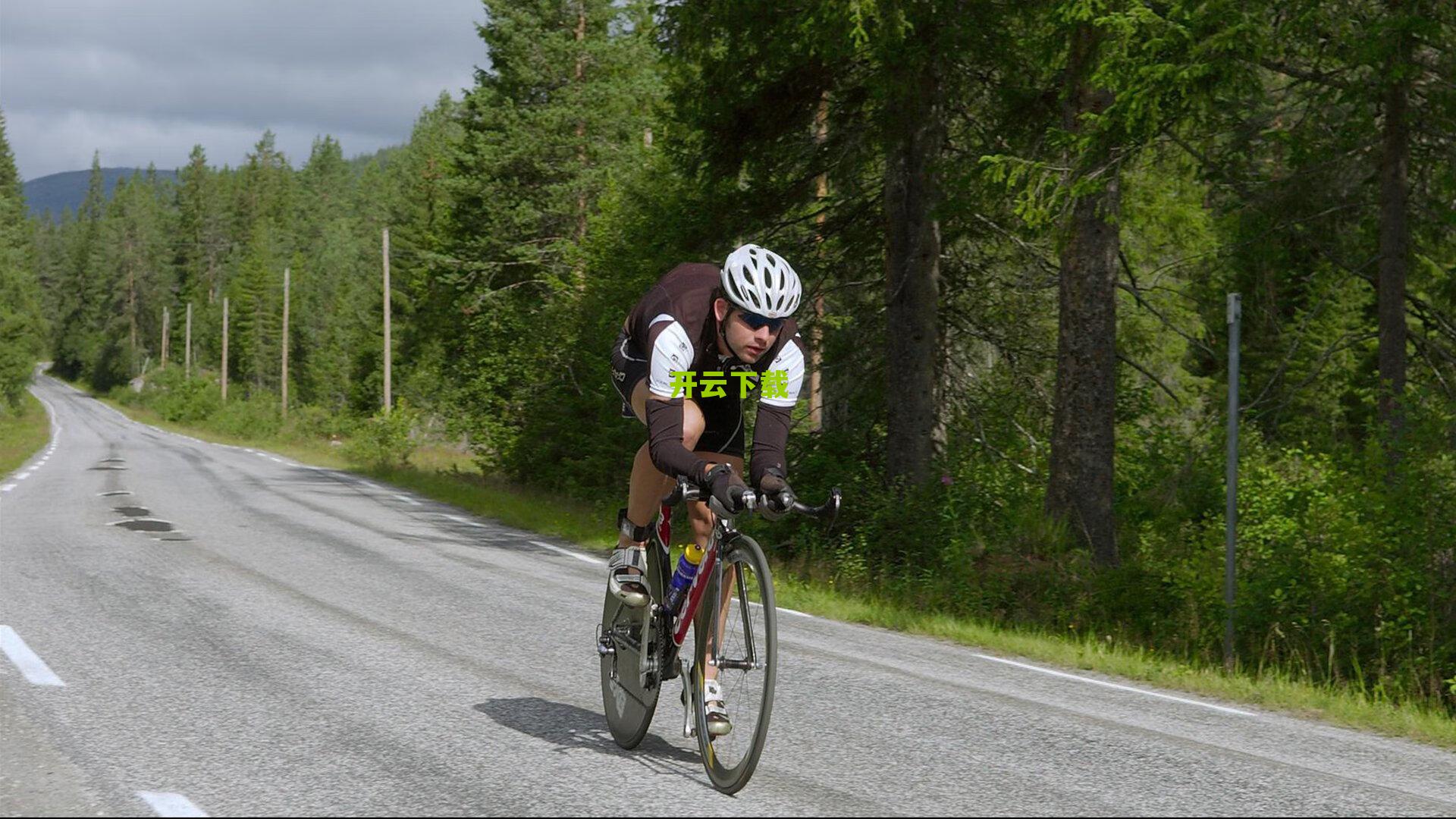 特里盛赞蓝军钢铁防线,稳固表现铸就胜利基石,年轻球员展现非凡潜力