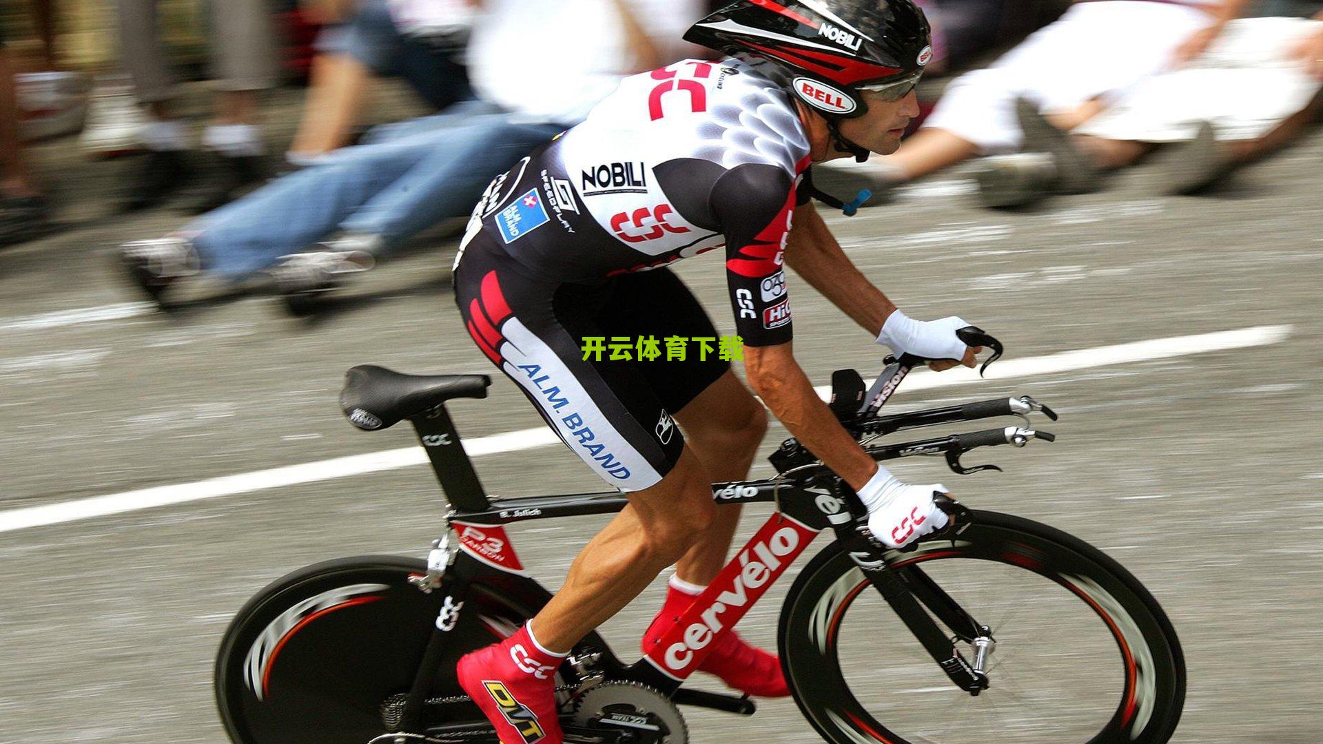 越南足协与功勋教练朴恒绪续约 专注国家队帅印 教练团队重组两助手离任